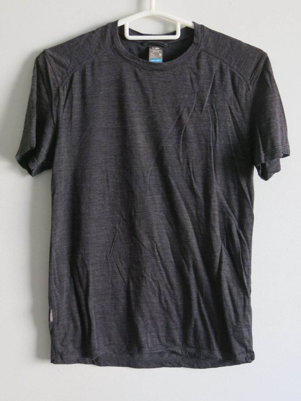 Icebreaker Merino Wool Cool-Lite Gray Short Sleeve Athletic T Shirt - Size Small